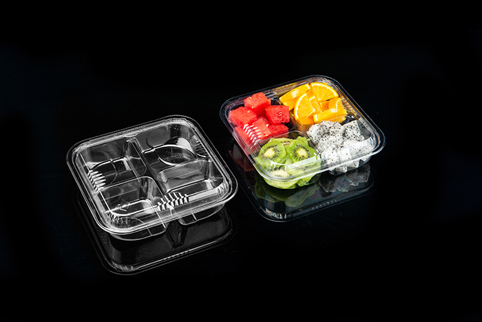 2020 China New Design Round Disposable Fruit Tray With Lid And Dip Cup Manufacturer –  GLD-118B（transparent） Square quartile fresh fruit cutting box 500g quartile fruit box – Yihao